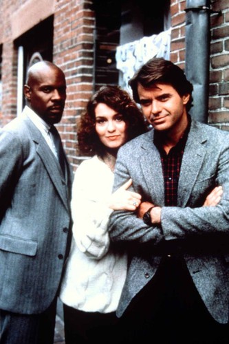 Spenser robert urich - spenser,