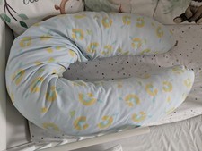 Stillkissen Schwangerschaftskissen Rainbow + GRATIS Tuch um Nestchen zu haben