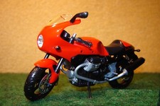 1:24 Moto Guzzi V 11 Le Mans
