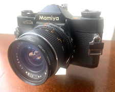 Mamiya NC 1000 S mit Weitwinkel Mamiya-sekor 28mm CS 1:2.8