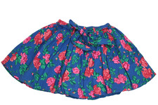 Mim-Pi Rock schwingend