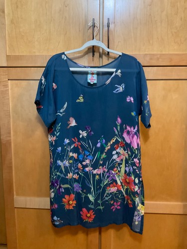 Johnny was floral - small, tunic
