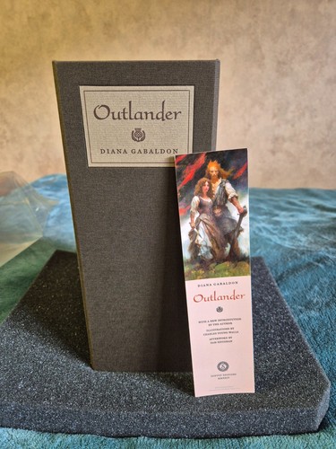 Outlander diana gabaldon - outlander, by