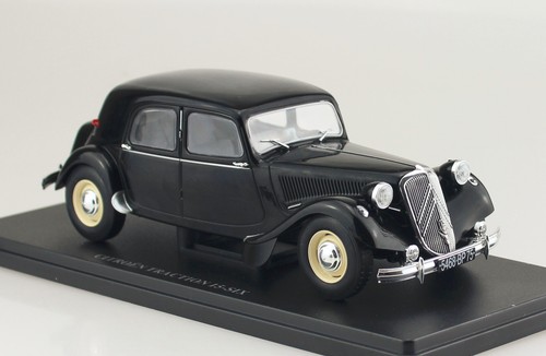 Citroen traction six - 15,