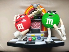 M&M M&M's - Candy Spender -