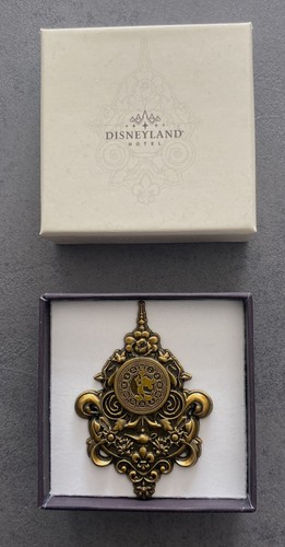 Disneyland paris pin - paris, pin's