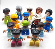 LEGO DUPLO FIGUR FIGUREN FAMILIE OPA OMA MANN FRAU MAMA PAPA JUNGE MÄDCHEN KIND