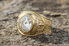 Massiver Gold College Ring