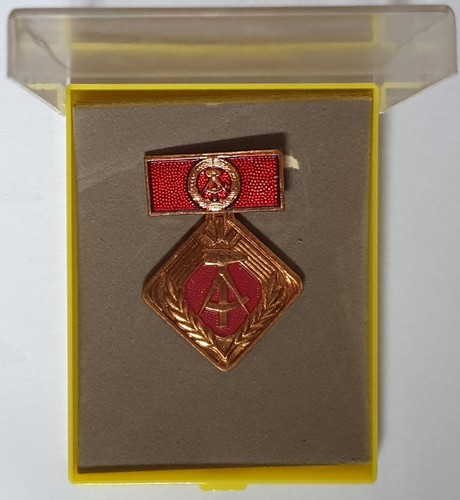 Medaille aktivist der - aktivist,