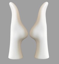 2 x Dekofuß für Socken Dekobein Schaufenster Sockenbein Mannequin Fußmodell Weiß