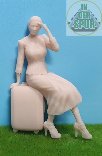 Der spur modellfigur lea - in,
