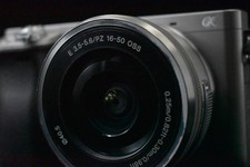 [US Duty Paid] Sony a6000