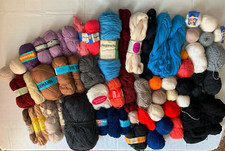 Konvolut 4,3 kg Strickgarne -Wolle versch. Farben u. Mat., Stricken Basteln