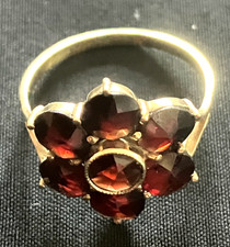 Prächtiger antiker Ring Böhmischer Granat Blütenform 250er GOLD