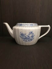 Teekanne ohne Deckel Dekor