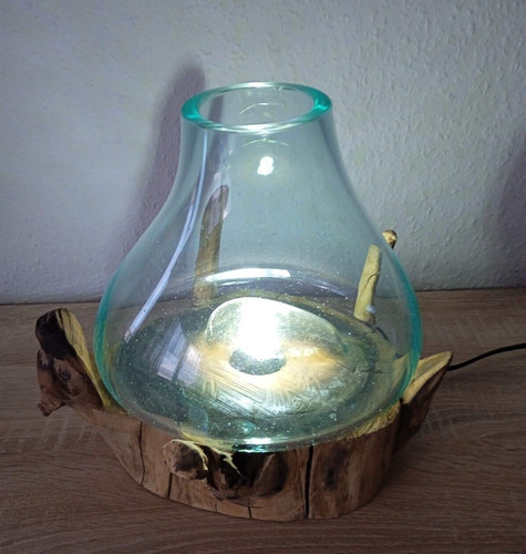 Geschmolzenes glas auf - geschmolzenes,