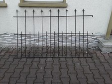 Zaunelement Rankgitter Schmiedeeisen schwarz rostig antik ca 1920 Sammler selten