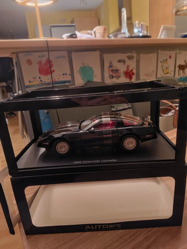 Autoart millennium 18 - autoart, 1:18