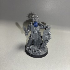 Warhammer 40000 Space Marines Kapitän Mit Reliktschild