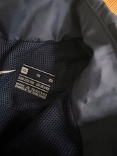 Nike Regenjacke / Laufen / Fussball / Outdoor - Gr. 158-170 Kinder XL