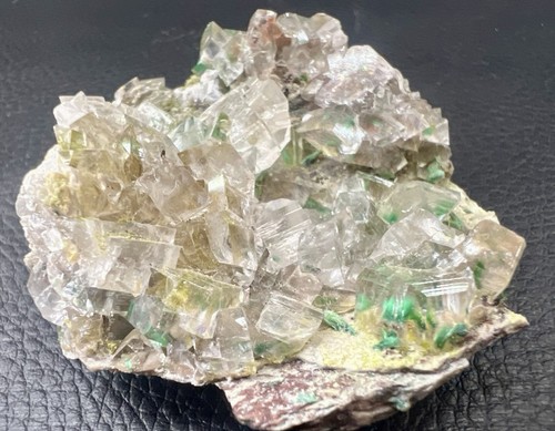Calcit mit malachit aus tsumeb - calcit,