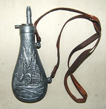 Alte USA Pulverflasche E PLURIBUS UNUM - Weissmetall Tragegurt aus Leder - Deko