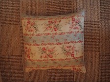 Zierkissen, Kuschelkissen, 40x40x12 Bezug Handarbeit, cremebeige-mint-rosa