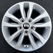 1x Original Kia Ceed CD Carens