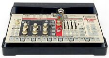 Roland MC-09 Phrase Lab DSP Synth Looper TB-303 Sounds + Top Zustand + Garantie