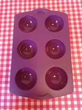 Tupperware  * Muffinform *