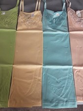 4 Damen Unterhemd mit Spitze und elastischen Spaghetti-Trägern Baumwolle