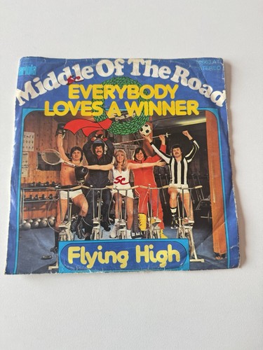 Middle the road everybody - middle,