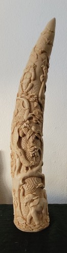 Geschnitzter kunstharz - geschnitzter,