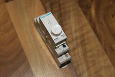 HAGER SV 021 Taster 250V~ 16A - Für Schaltschrank Hutschienmontage