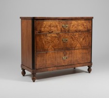 Biedermeier Kommode aus Nussbaum um 1830