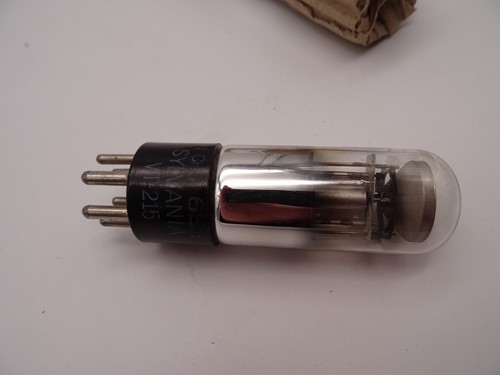 6e5 215 sylvania - vt-215, magic