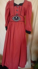 wunderschönes Trachtenkleid Kleid ungetragen Gr. 38 Leinen
