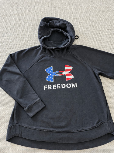 Under armour pullover - under, hoodie