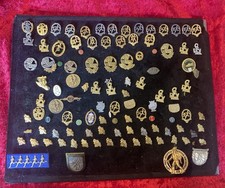 Große Sammlung Ca. 100 alte  Anstecknadeln , Pins  ca. 80‘s Laufen