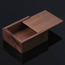 Quadratische Holz