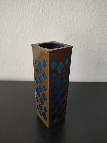 Vase aus kupfer mit - vase,