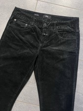 CLOSED BAKER SAMTHOSE