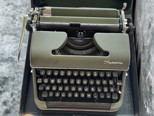 AEG Olympia Schreibmaschine