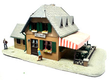 Heljan 1787 Gästehaus Gasthaus mit Terrasse HO H0 1:87 ca. 17,5 x 11,5 x 8,3 cm