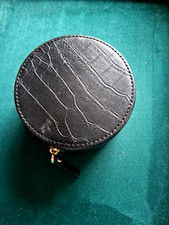 Tchibo Schmuckbox rund  Schwarz Zustand:gebraucht  Material Vegan Reptil 9 cm