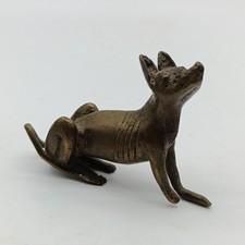 Dekorativer Hund aus Bronze |