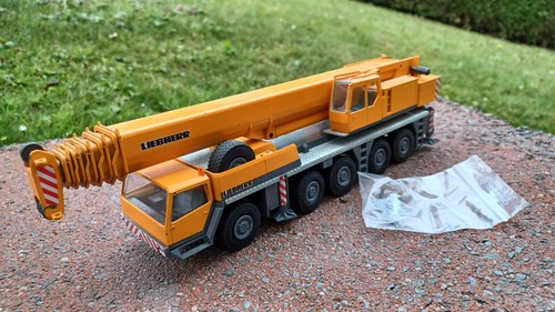 Conrad liebherr ltm - liebherr,