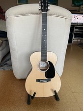 MARTIN 000Jr-10 Westerngitarre