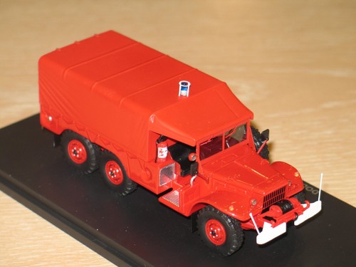 Lastwagen dodge 6x6 mit plane - dodge,