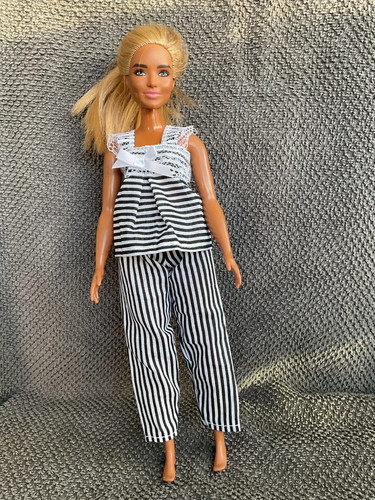 Pyjama mit spitzenkanten - pyjama,